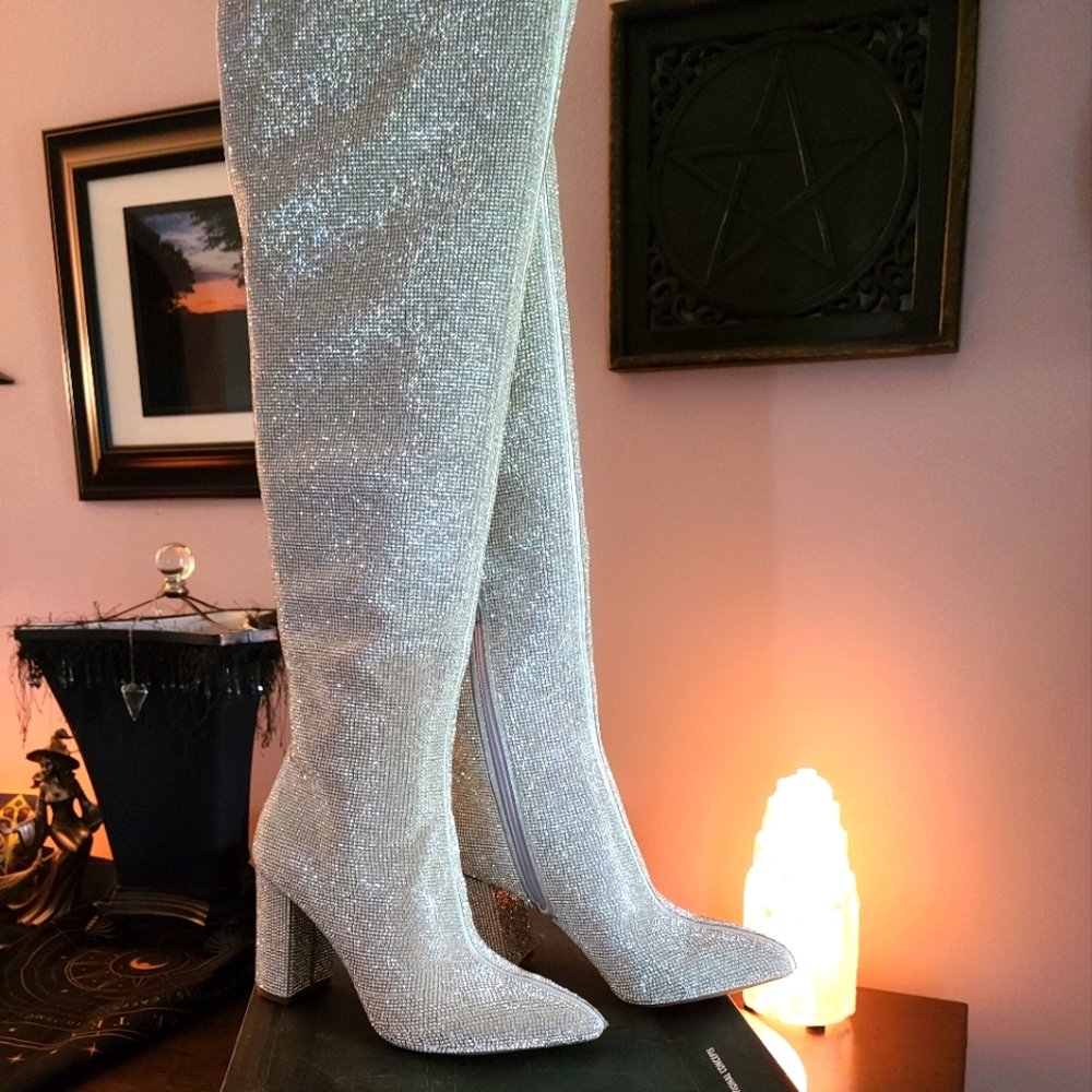 🪽INC International Concepts Silver Crystal Boots NIB